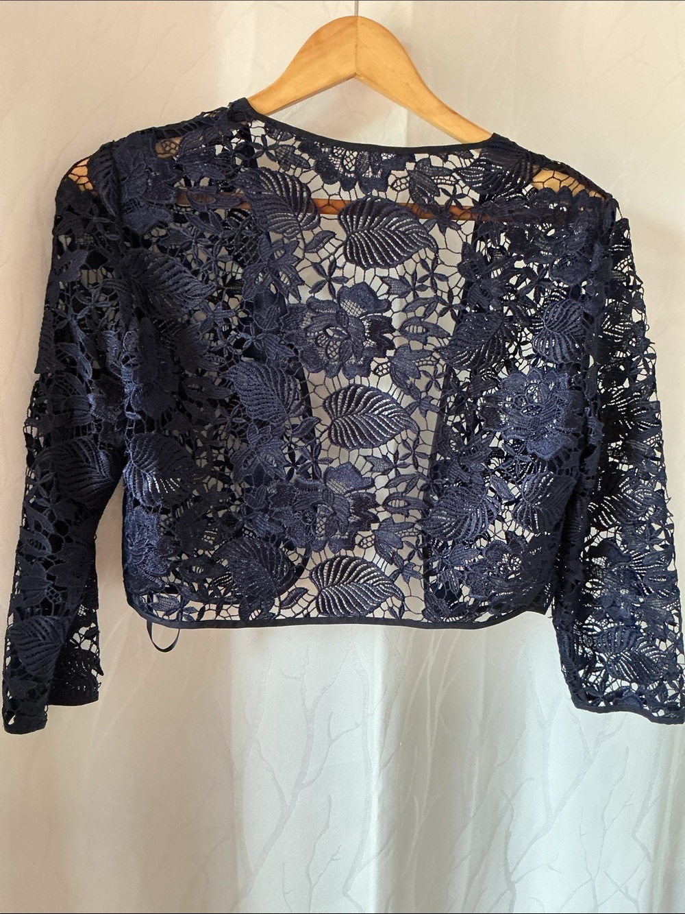 Navy Lace Cropped Open-Front Bolero Jacket - Women - Picture 2 of 4